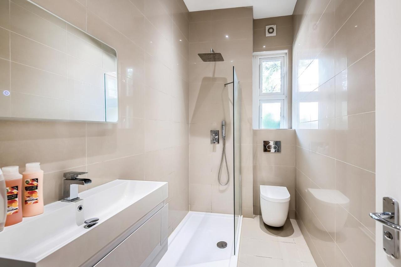 Modern And Light 2 Bed Flat In Sw2 Apartment London Exterior photo